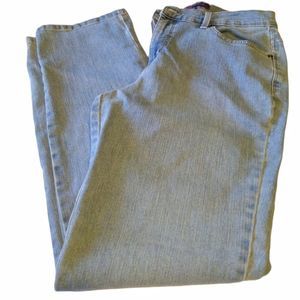 Women's Gloria Vanderbilt Amanda Denim Blue Jeans Size Missy Short 8
